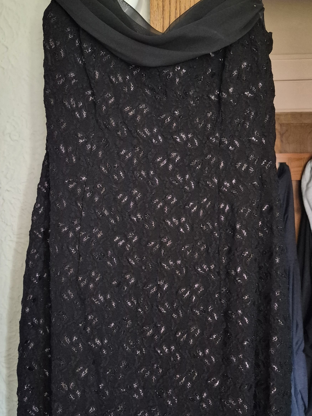 Elegant Black Lace Evening Dress